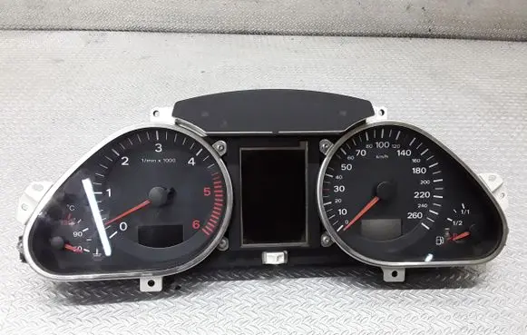 Audi A6 S6 C6 4F Speedometer (instrument cluster) 5550007301