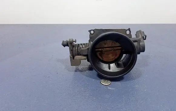 Mazda Tribute Throttle body valve 031211G2