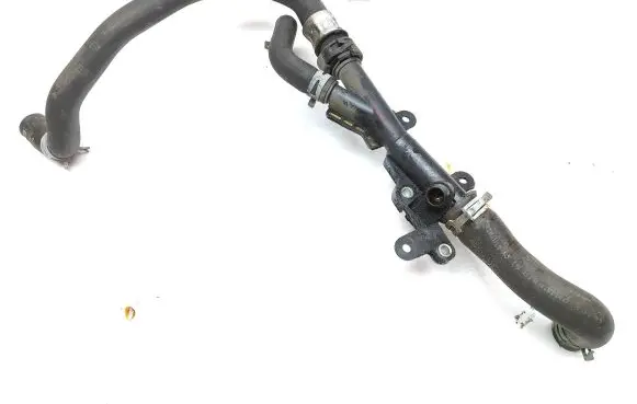 Renault Trafic III (X82) Engine coolant pipe/hose
