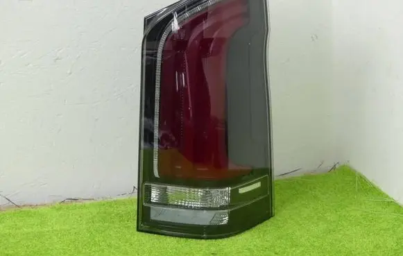 Mercedes-Benz V Class W447 Rear/tail lights 4478204302