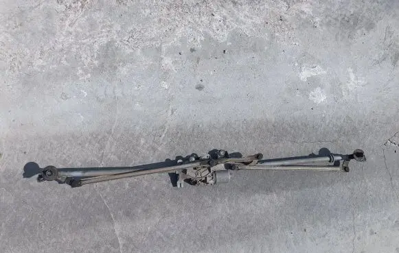 Opel Astra J Front wiper linkage and motor 13262434 20140606 3397020986