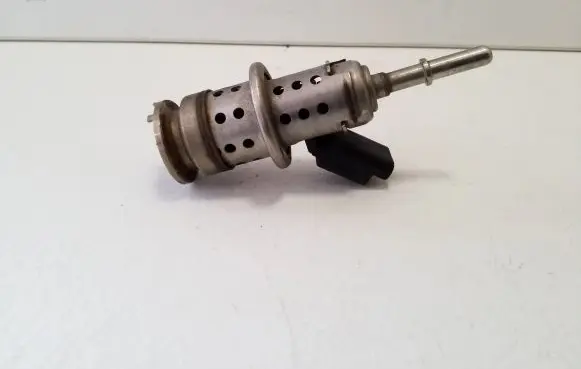 Opel Vivaro AdBlue injector 9801187080 M250B01997
