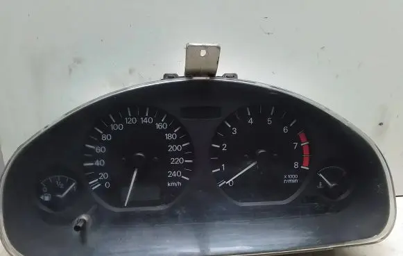 Speedometer (instrument cluster)