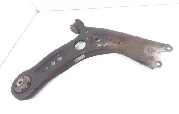 Volkswagen Golf VII Front lower control arm/wishbone 5Q0407152J