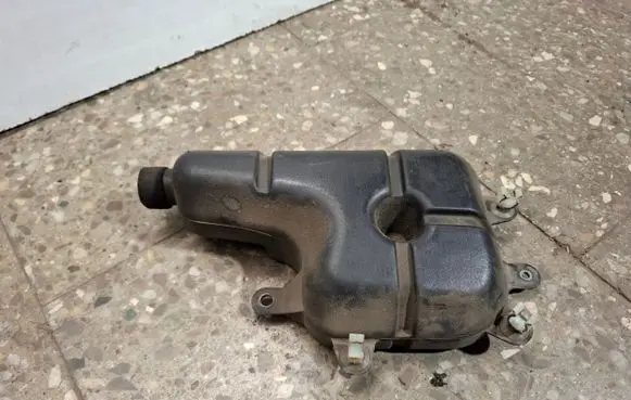 Intake resonator