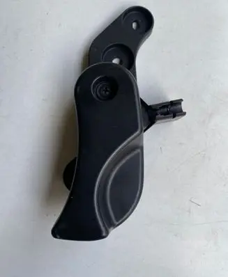 BMW 2 F46 Engine bonnet (hood) release handle 7326517 20024110 5123