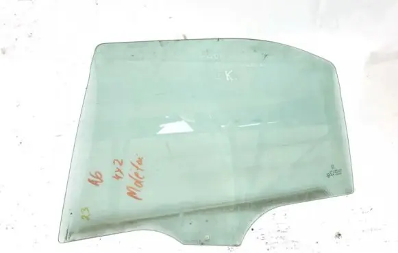 Peugeot 406 Rear door window glass