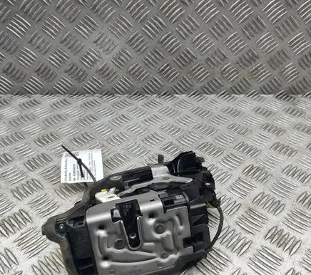 BMW X4 G02 Coupe door lock (next to the handle) 9492101