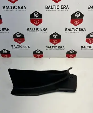 BMW 4 F32 F33 Rear/tail light trim molding 7296104
