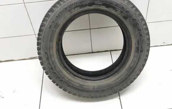 Volkswagen Golf I R12 winter tire Debica 13580r12