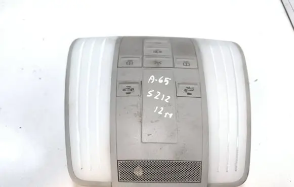 Mercedes-Benz E W212 Front seat light A2129066401 00017570 A2C53397319