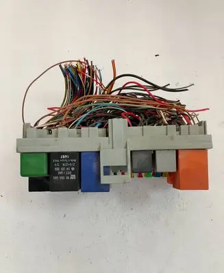 Opel Tigra A Fuse box set 900559