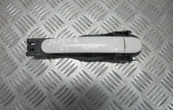 Skoda Superb B5 (3U) Rear door handle trim 