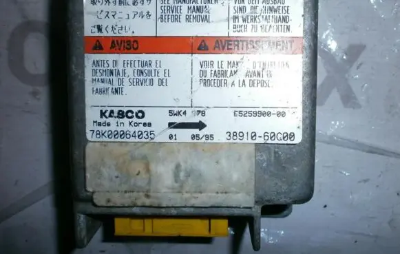 Suzuki Baleno EG Airbag control unit/module 3891060G00 78K00064035