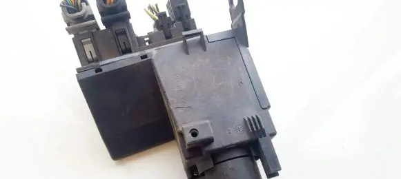 Mercedes-Benz E W210 Light switch 2105450104