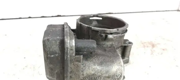 Volkswagen PASSAT B6 Throttle valve 03G128063B