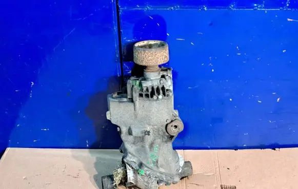 Volvo XC70 Rear differential 30759532 8689632