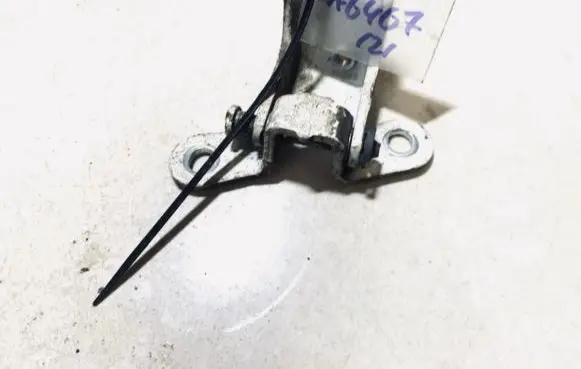 Ford Mondeo Mk III Rear door lower hinge 93bbf26801al 93bb-f26801-al