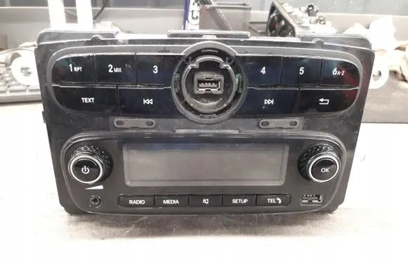 Smart ForTwo III C453 Radio/CD/DVD/GPS head unit A4539004807