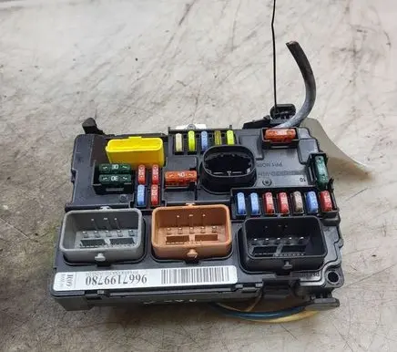 Citroen C3 BSM Control unit 9667199780