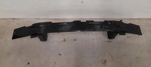 BMW 4 G22 G23 G24 G26 Front bumper cross member