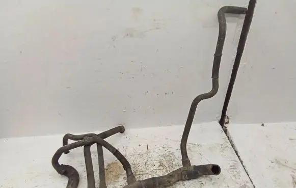 Opel Vivaro Engine coolant pipe/hose