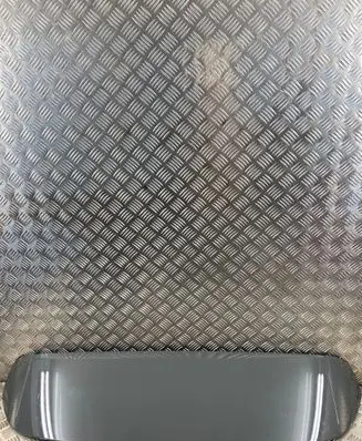 Tailgate/trunk spoiler