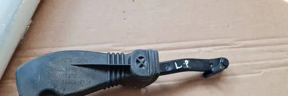 Audi A4 S4 B9 8W Front door check strap stopper 8W0837249
