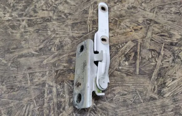Dacia Logan I Tailgate hinge ES92263