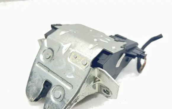 Mercedes-Benz CLC CL203 Tailgate/trunk/boot lock/catch/latch A2037400235