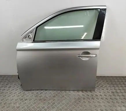 Mitsubishi Outlander Front door 5700B859