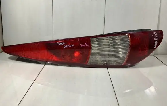 Ford Mondeo Mk III Rear/tail lights 1S7113405C