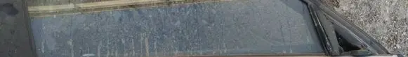 Front door glass trim molding