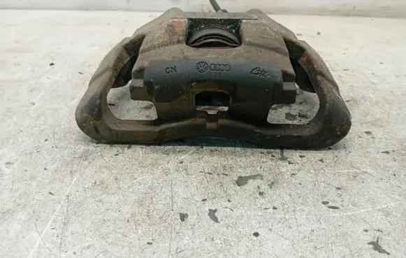 Audi A6 S6 C6 4F Front brake caliper