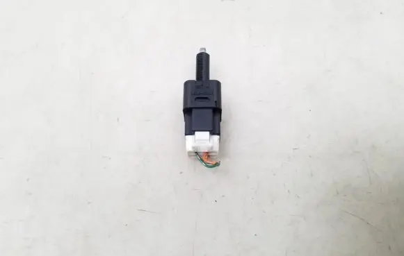 Infiniti FX Brake pedal sensor switch