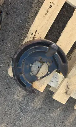 Volkswagen Crafter Rear brake disc plate dust cover 