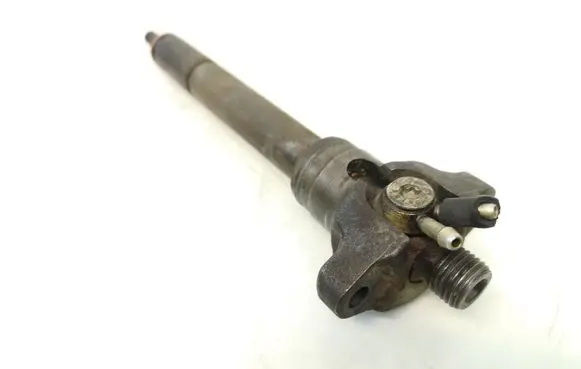 Volkswagen Golf I Fuel injector 0432191528