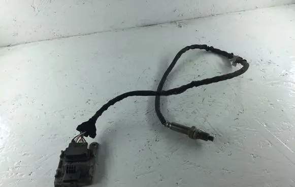 Mercedes-Benz S W222 Lambda probe sensor A0009057408 07Z906000