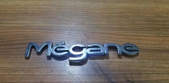 Renault Megane I Manufacturer badge logo/emblem 