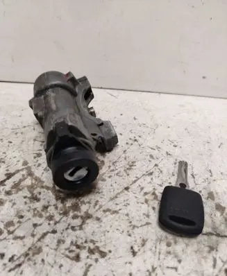 Skoda Octavia Mk1 (1U) Ignition lock 4B0905851C
