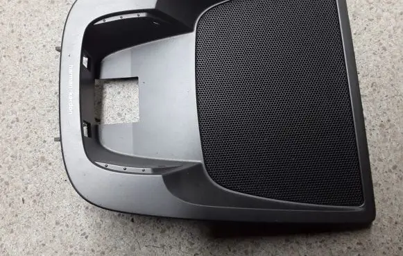 BMW M4 G82 G83 Cover in windowsill 6998477