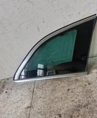 Opel Insignia A Rear side window 43R009628 A011404 S3596