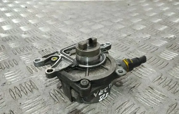 Opel Vectra C Vacuum pump 24465382