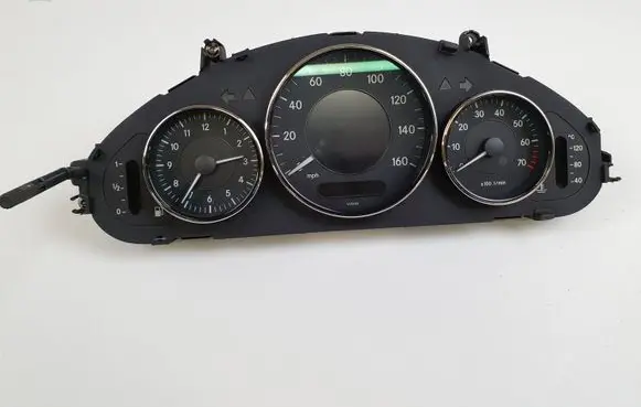 Mercedes-Benz CLS C219 Speedometer (instrument cluster) A2195401411