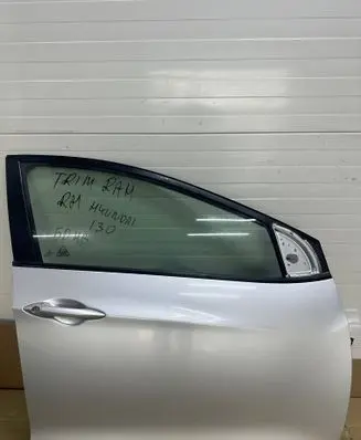 Hyundai i30 Front door 