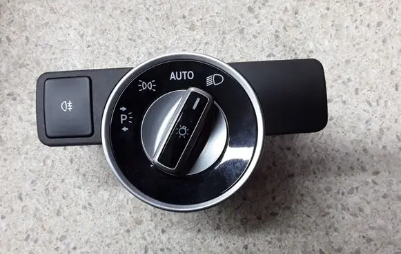 Mercedes-Benz E W212 Light switch A2129050551