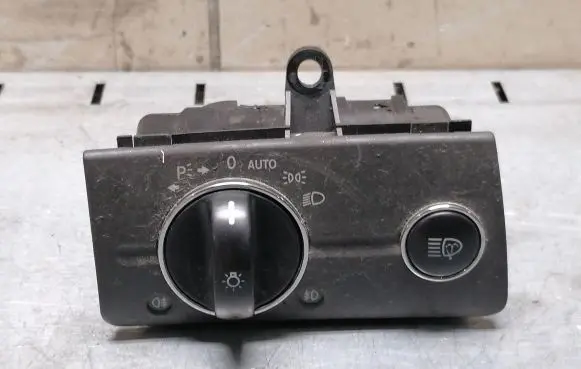 Mercedes-Benz E W211 Light switch 2115450104