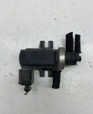 Volkswagen Golf IV Turbo solenoid valve 1J0906627 72290320