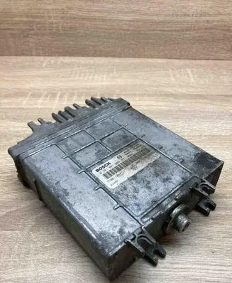 Renault Scenic I Engine control unit/module ECU HOM7700105953 0281001809