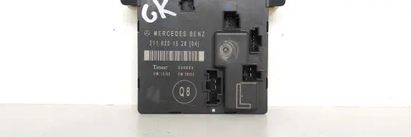 Mercedes-Benz E W211 Door control unit/module 2118201526 356805 SW3902